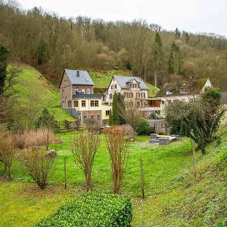 Winery Retreat In Germany With Wine Cellar Nyaraló *